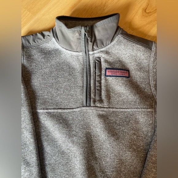 Vineyard Vines Boys Mountain Sweater Fleece Quarter-Zip - Picture 1 of 3
